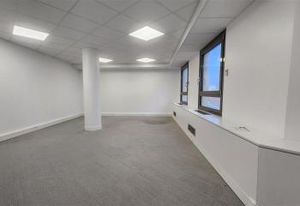 Location bureaux La Garenne-Colombes - Proche La Défense, rond-point de l'Europe