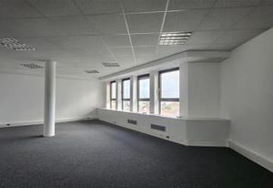 Location bureaux La Garenne-Colombes - Proche La Défense, rond-point de l'Europe