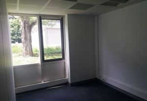 Location bureaux Eybens - Proche Grenoble, Tram et Bus