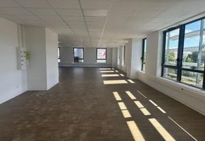 Location bureaux Montpellier - Parc d'Activité Garosud, proche autoroute A9
