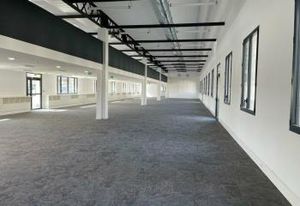Location bureaux Vénissieux - Proximité Lyon centre, métro, tramway, bus et gare TGV