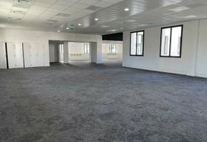 Location bureaux Vénissieux - Proximité Lyon centre, métro, tramway, bus, TGV