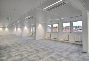 Location bureaux Paris 16 - Proche avenue Mozart, métro et bus