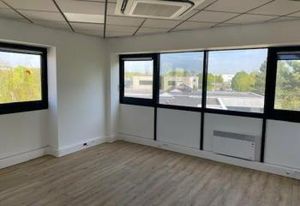Location bureaux Reims - Zone Farman, proche autoroutes A4 et A34