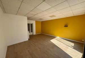 Location bureaux Talant - Proche bus ligne 5 et grands axes routiers