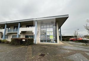 Location bureaux Bron - Proche périphérique Laurent Bonnevay et Tram T5