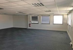 Location bureaux Colomiers - Parc Aéronautique, proche RN 124 et future station métro
