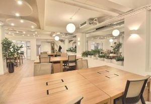 Location bureaux Paris 9 - Proche Gare Saint-Lazare