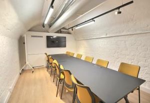 Location bureaux Paris 9 - Proche Gare Saint-Lazare