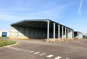 Bâtiments à louer Cazères - Proximité autoroute