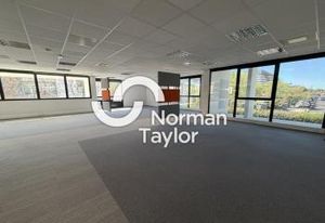 Location bureaux Montpellier - Parc de l'Aéroport à Pérols, proche autoroute A9 et aéroport