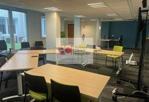 Vente bureaux Nîmes centre, proche gare SNCF et autoroute