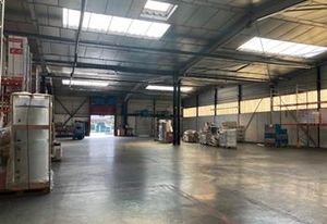 Location bâtiment d'activité et bureaux Chaponost - Accès PL et quais