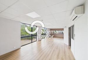 Location bureaux Montpellier - Proche autoroute A9, bus et tramway