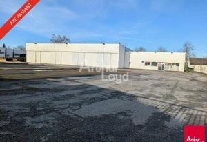 Local d'activité à louer Vitré - Grand foncier et accès immédiat