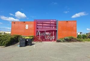 Location bureaux Gerzat - Proche axes autoroutiers et accès gros porteur