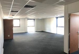 Location bureaux Colomiers - Parc d'activité du Perget, proche bus et N124