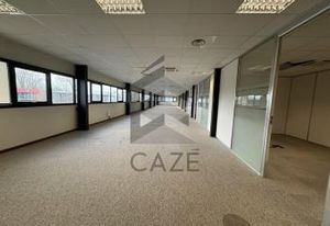 Bureaux à louer Mérignac - Proche rocade et transports en commun