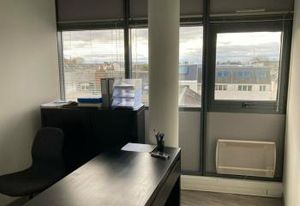 Location bureaux Tours, proche centre-ville, avec ascenseur et parkings