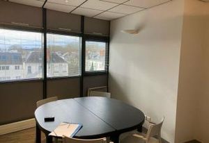 Location bureaux Tours, proche centre-ville, avec ascenseur et parkings