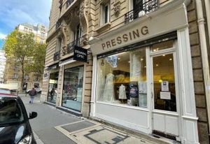 Local commercial à louer Paris 15e - Champs de Mars