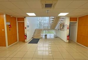 Location bureaux Castelnau-d'Estrétefonds, proche autoroute des deux mers