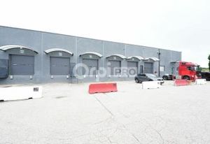 Local de stockage à louer Corbas - Proche grands axes routiers Est
