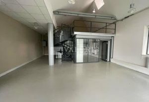 Location bureaux Lyon 9 - Proche gare de Vaise, métro et bus