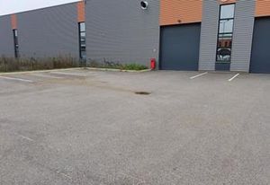 Bâtiment activité et bureaux à vendre Meyzieu - Proche Lyon
