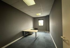 Location bureaux Beauvais - Site clos et sécurisé