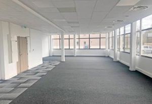 Location bureaux Colomiers - Proche rocade Arc en Ciel, tram T1 et T2