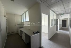 Location bureaux Lyon 3 - Proche transports et services