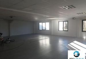 Location bureaux Seyssins - Proche A480, N87, Tramway C et bus Chrono 6