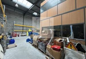 Local d'activité à louer Chaponost - Parc d'activités - Proche A6 et A7
