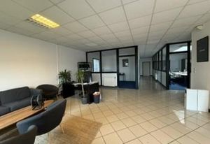 Location bureaux Beauvais - Proche axes routiers et aéroport