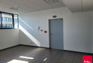 Local d'activité à louer Le Mans Nord - Accès rapide centre-ville et autoroutes