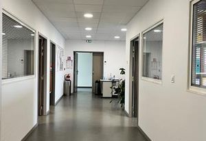 Location bureaux Dury - Proximité A16-A29 et centre commercial