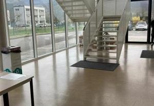 Vente bureaux Crolles - Proche A41, bus express Grenoble-Lumbin