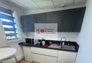 Location bureaux Nîmes - Parc Georges Besse, proche centre-ville et autoroute