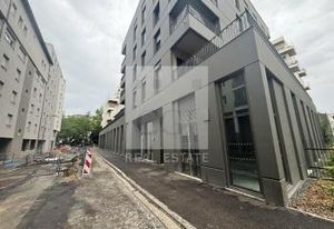 Local d'activité à louer Villeurbanne - Proximité périphérique Laurent Bonnevay