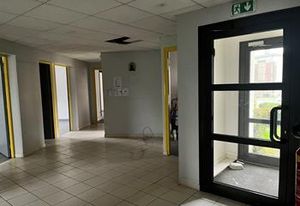Locaux d'activité à vendre Villers-Bretonneux - Accès direct A29