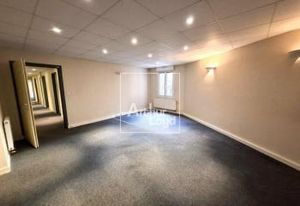 Vente bureaux Melun - Proximité Gare RER Melun