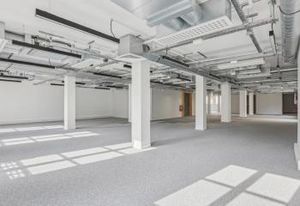 Location bureaux Paris 10, proche Canal Saint-Martin et transports