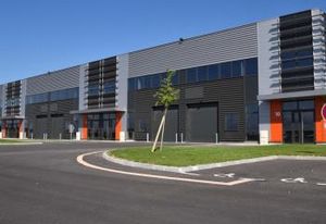 Locaux d'activités à louer Poitiers - Proche Futuroscope et A10