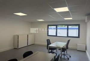 Location cellules d'activités Fleuriieu-sur-Saône - Proche A46 et gare