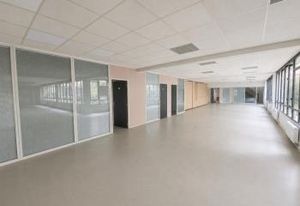 Local commercial à louer Paris 18e - Quartier commerçant