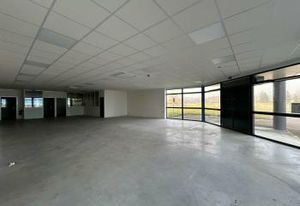 Bâtiment d'activité avec showroom à louer Monéteau - Proximité A6