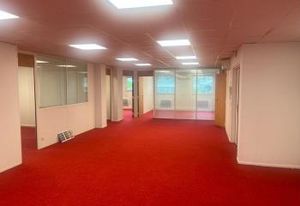 Location bureaux Levallois-Perret - Proximité transports et commerces