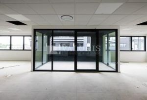 Vente bureaux Limonest - Proche autoroutes et transports en commun