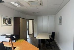 Location bureaux Dijon centre-ville - Tramway au pied de l'immeuble